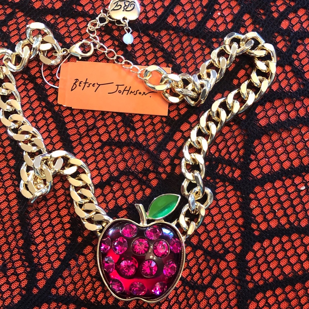 Authentic Betsy Johnson Necklace. New with tag.
